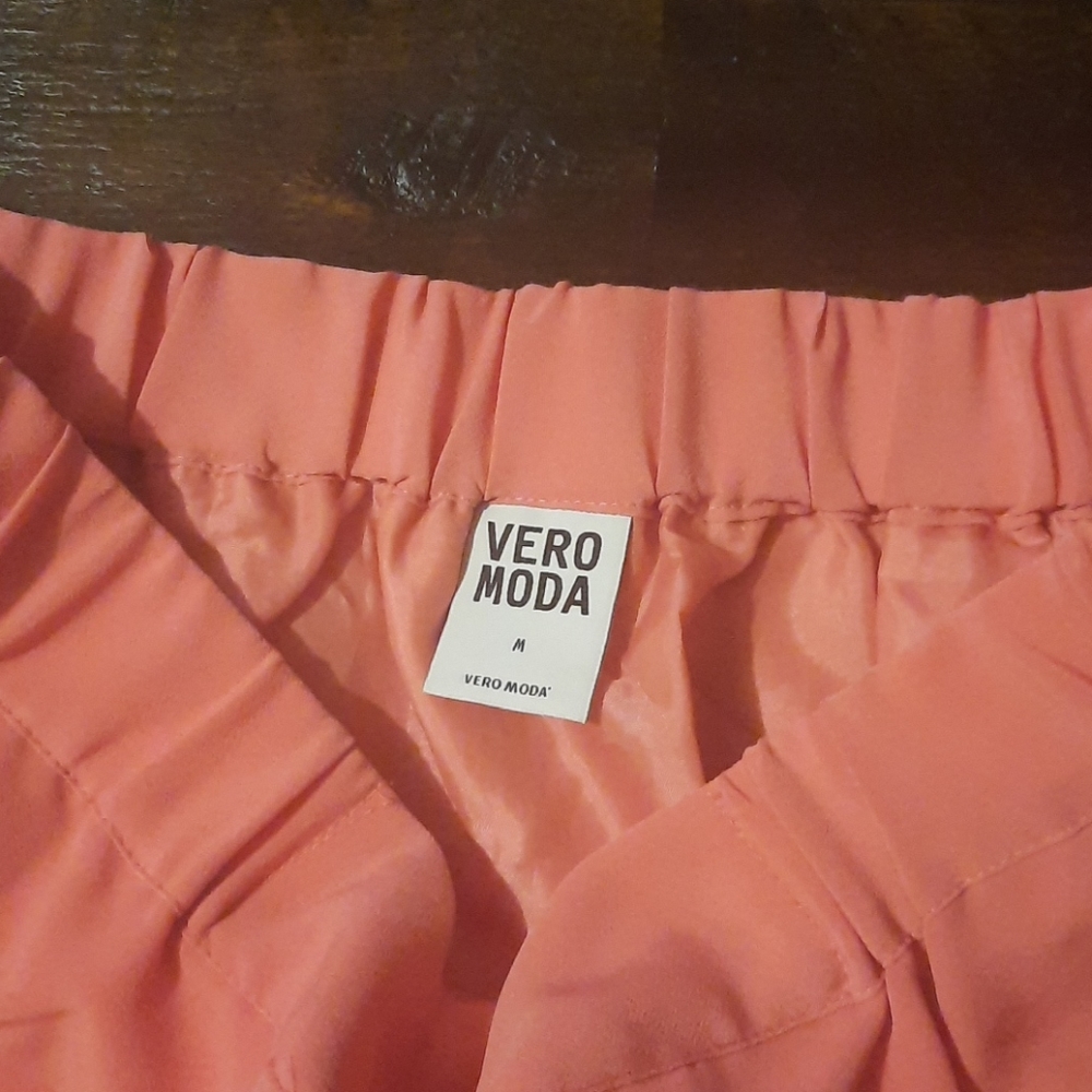 Skirt - Picture 3 of 5